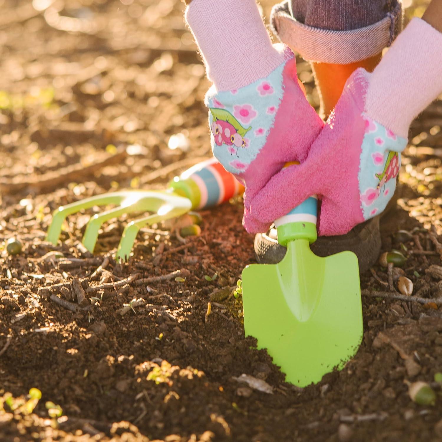 imageMelissa ampamp Doug Giddy Buggy Cultivator ampamp Trowel Set